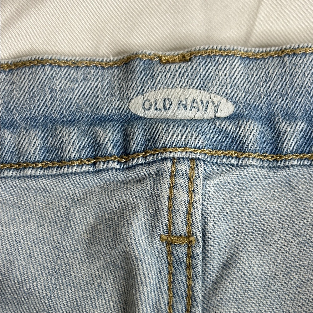 Old Navy Light Blue Denim Jeans - Picture 2 of 6